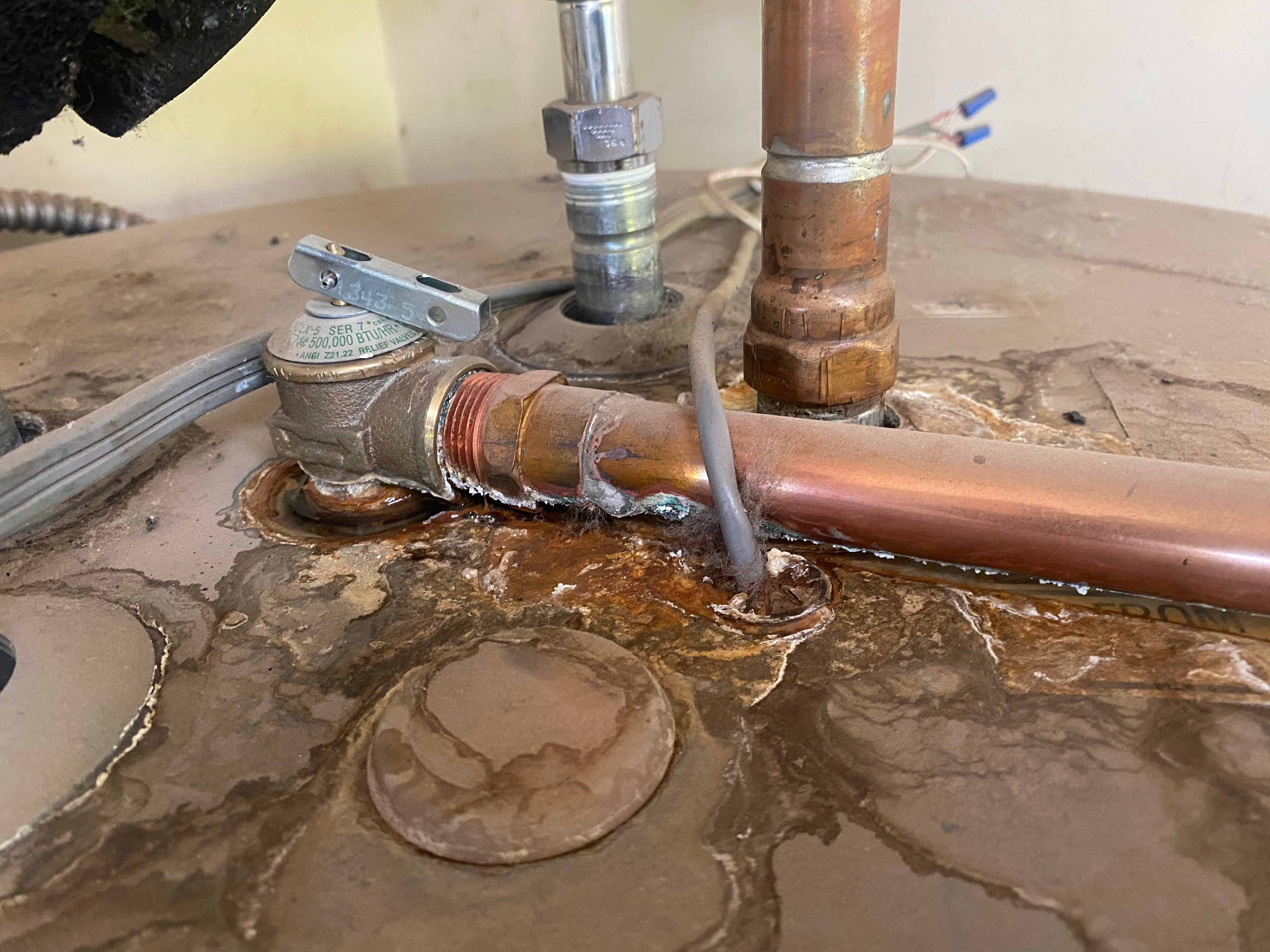 A plumber uses thermal imaging to locate a slab leak in an Escondido home.